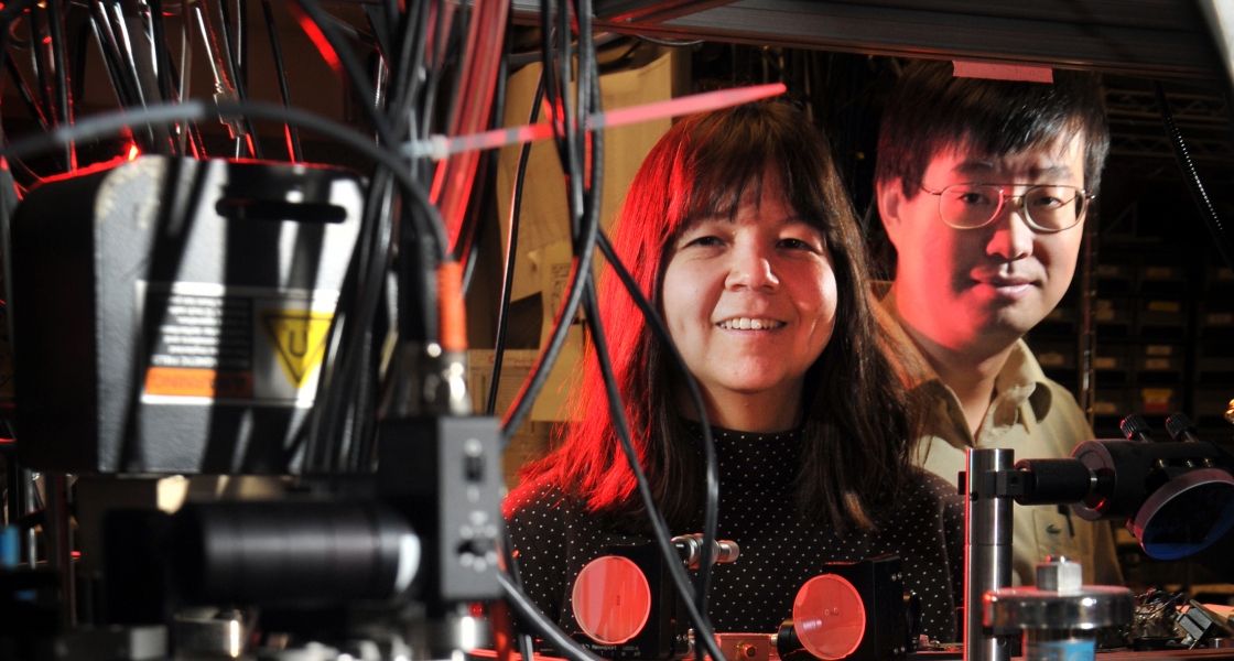 Debbie Jin & Jun Ye in the old Cold Molecule lab in 2010.